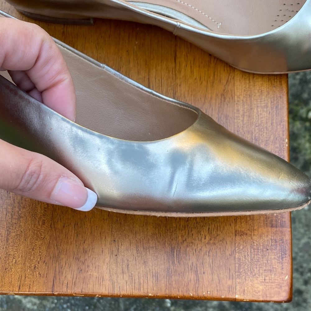 Clarks Women's Metallic Gold Heels - Picture 4 of 10